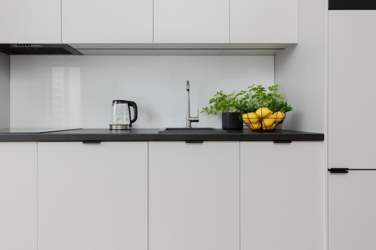 Spacious Apartment With Panoramic View Of Warsaw By Noclegi Renters Εξωτερικό φωτογραφία