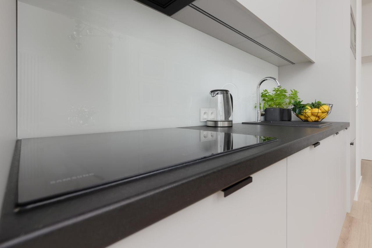 Spacious Apartment With Panoramic View Of Warsaw By Noclegi Renters Εξωτερικό φωτογραφία